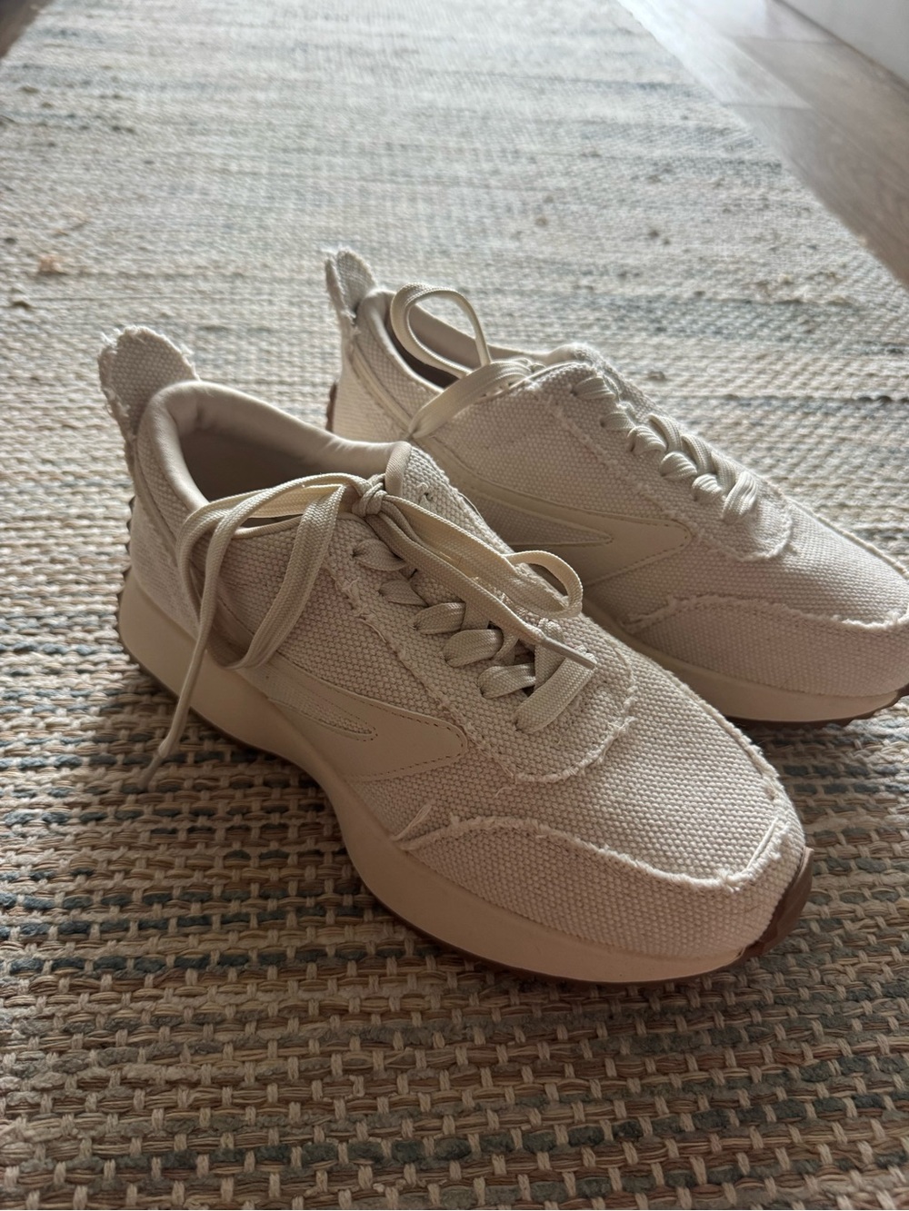 DV Dolce Vita Bynx Lace-Up Jogger Sneakers in an off-white canvas